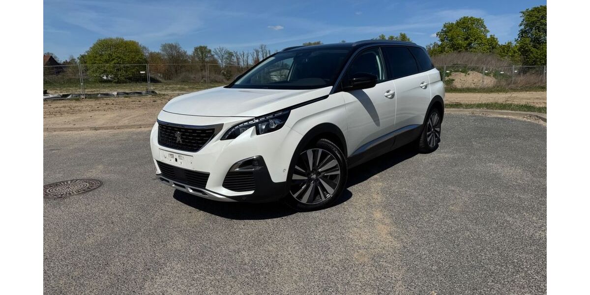 Peugeot 5008 156.500 km 13.990 &euro; Blankenfelde-Mahlow 15827