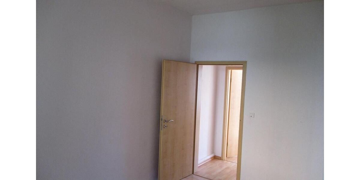 Etagenwohnung Greiz - 4 Zimmer, 80 m&sup2;, 429&euro; | Angebot:24803325