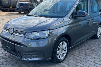 VW Caddy 129.800 km 15.950 &euro; Köln 50668