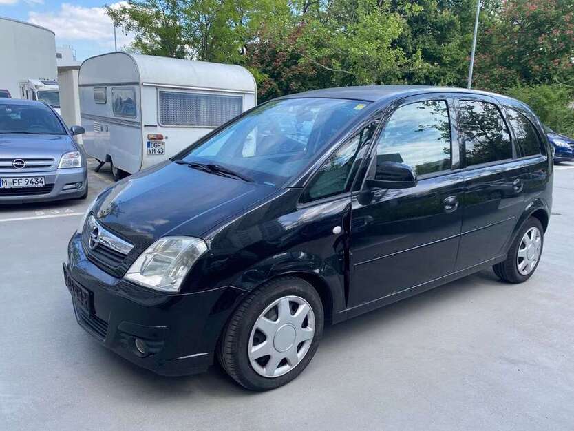 Opel Meriva 225.000 km 400 € München 80809
