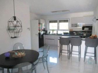 Bungalow Weyhe - 4 Zimmer, 279 m&sup2;, 749.000&euro; | Angebot:25831799