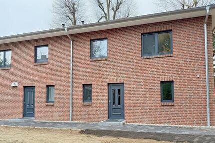 Modernes Neubau-Reihenendhaus mit 5 Zimmer in Reinbek - Wentzel Dr. 5 zimmer