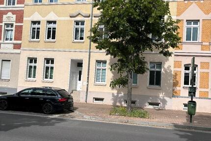 1-Zimmer, Küche, Bad und Balkon in Dessau-Roßlau zu vermieten 1 zimmer