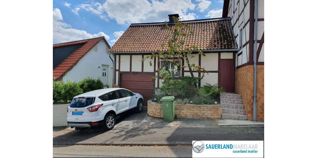 Freistehendes Haus mit Aussicht in Stormbruch - Einfamilienhaus Diemelsee-Stormbruch Stormbruch | Angebot:8767926