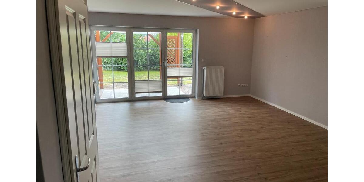 Doppelhaushälfte Borstel - 4 Zimmer, 110 m&sup2;, 1.100&euro; | Angebot:26653271