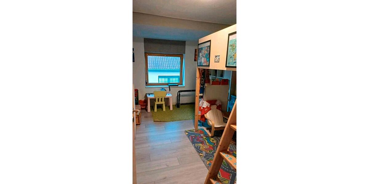 Doppelhaushälfte Heusweiler - 4 Zimmer, 125 m&sup2;, 220.000&euro; | Angebot:26902382