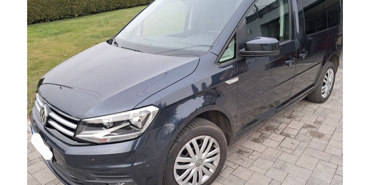 VW Caddy 77.000 km 19.490 € Auerbach 08209