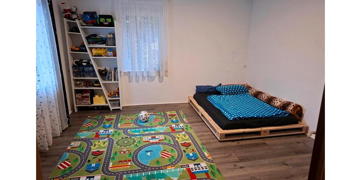 Erdgeschoßwohnung Oebisfelde-Weferlingen Weferlingen - 5 Zimmer, 135 m&sup2;, 265.000&euro; | Angebot:23712365