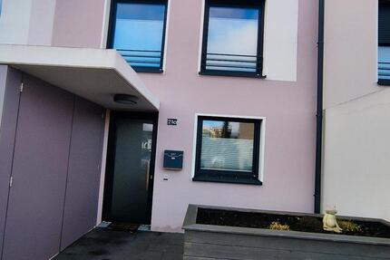 Haus Cloppenburg - 4 Zimmer, 133 m&sup2;, 1.600&euro; | Angebot:26040584