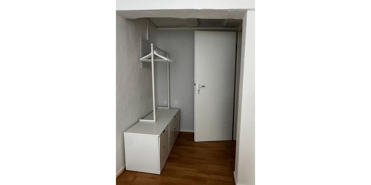 Etagenwohnung Marburg - 2 Zimmer, 25 m&sup2;, 600&euro; | Angebot:26368487