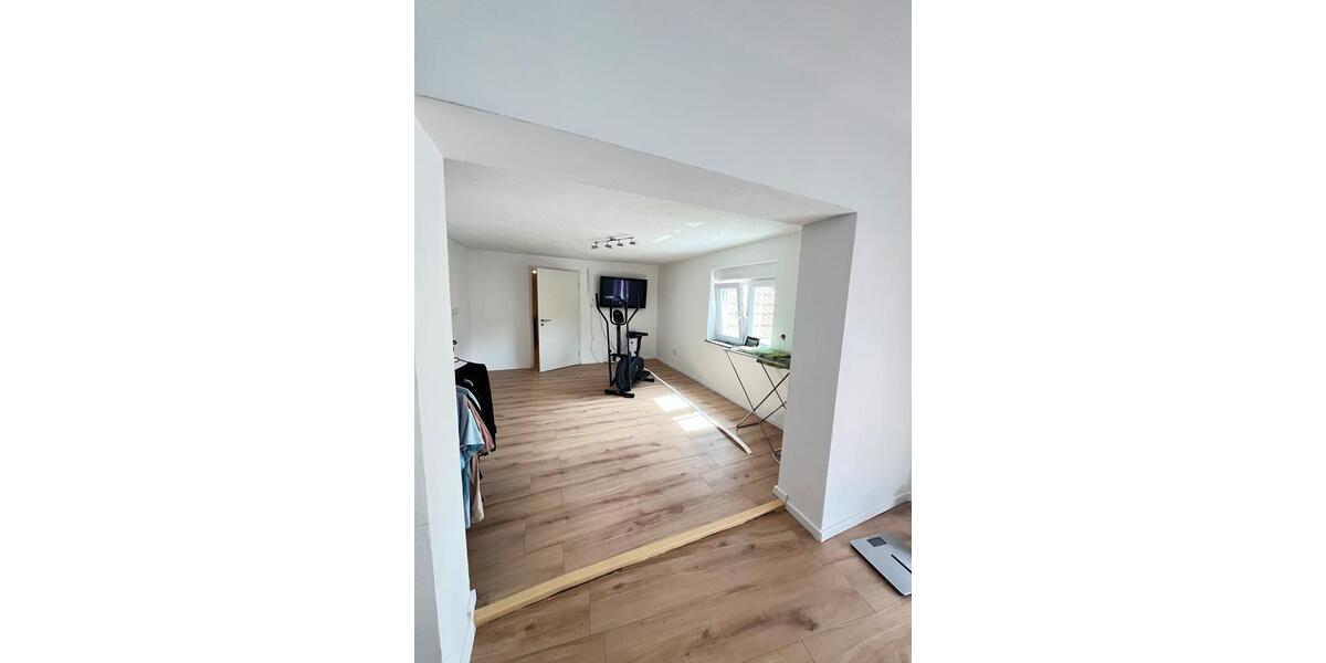 Etagenwohnung Elmstein - 5 Zimmer, 165 m&sup2;, 1.300&euro; | Angebot:26399638