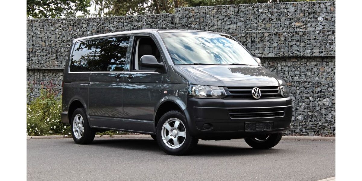 VW T5 Transporter 184.000 km 16.600 &euro; Bayreuth 95445