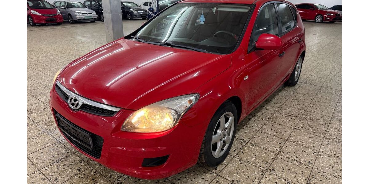 Hyundai i30 176.000 km 1.497 &euro; Suhl 98528