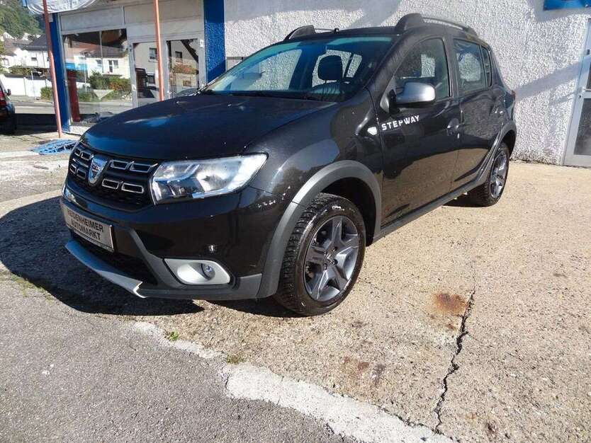 Dacia Sandero 30.000 km 9.990 € Heidenheim 89520