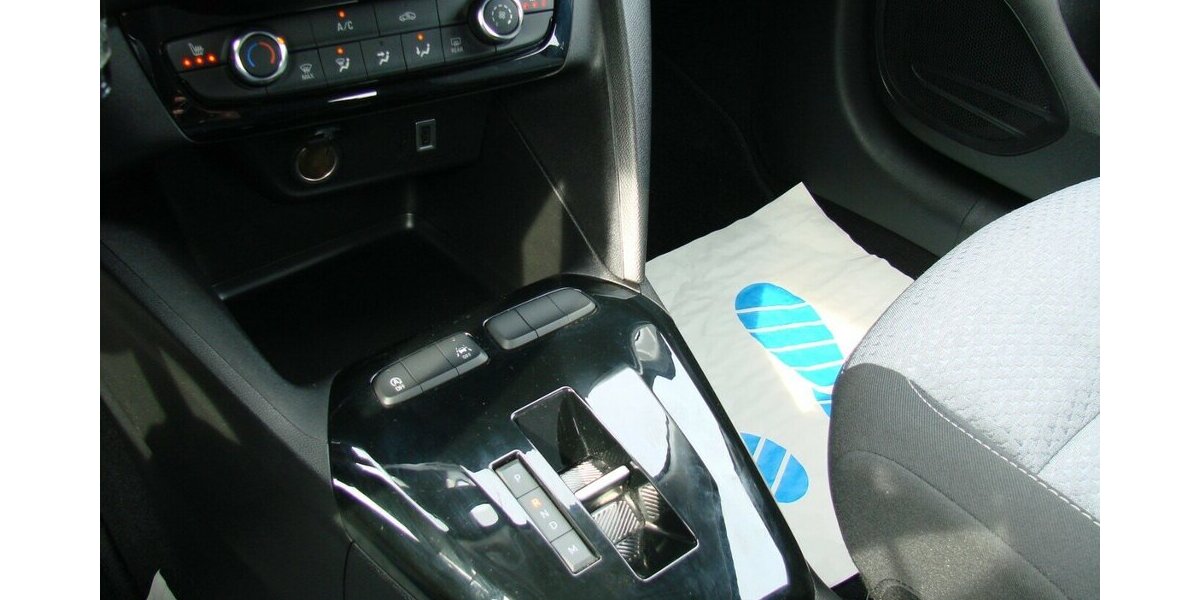 Opel Corsa 1.2 Turbo Edition Kamera 180º LED Totwinkel 8.205 km 17.980 &euro; Falkensee 14612