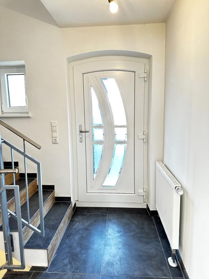 Frisch renoviertes Einfamilienhaus mit Garten in Rotthalmünster!