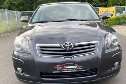 Toyota Avensis 168.683 km 2.999 &euro; Dresden 01187