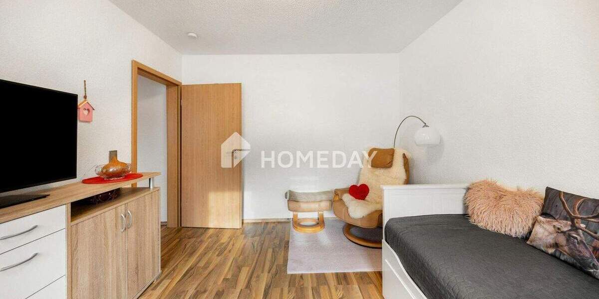 Reihenmittelhaus Bremerhaven Lehe - 7 Zimmer, 185 m&sup2;, 269.000&euro; | Angebot:25773316