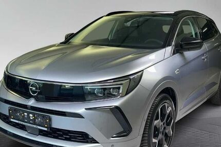 Opel Grandland (X) 11.700 km 26.890 &euro; München 80339