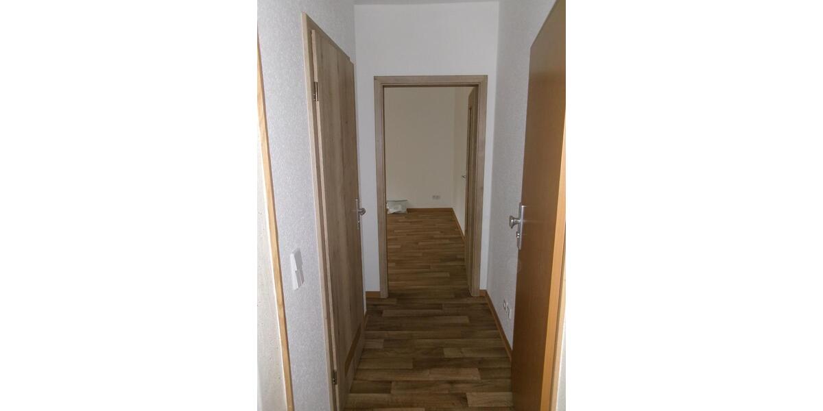 Etagenwohnung Treuenbrietzen - 1 Zimmer, 27 m&sup2;, 170&euro; | Angebot:25262143
