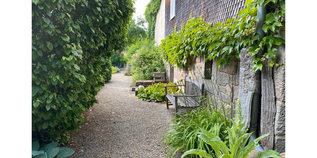 Einfamilienhaus Schlüchtern - 3 Zimmer, 150 m&sup2;, 1.700&euro; | Angebot:25964514