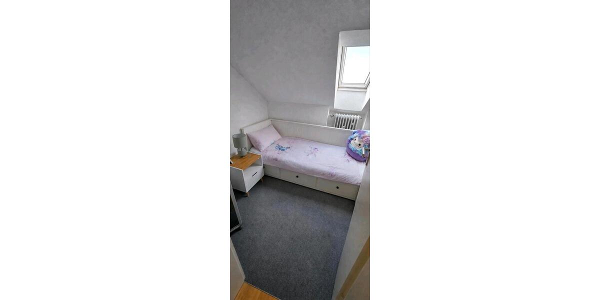Dachgeschoßwohnung Friedberg - 3.5 Zimmer, 80 m&sup2;, 420.000&euro; | Angebot:26823827
