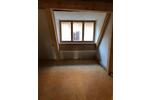 Dachgeschoßwohnung Weinsberg - 4 Zimmer, 120 m&sup2;, 1.600&euro; | Angebot:26254420