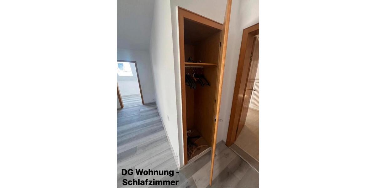 Dachgeschoßwohnung Neustadt bei Coburg - 4.5 Zimmer, 87 m&sup2;, 690&euro; | Angebot:25879216