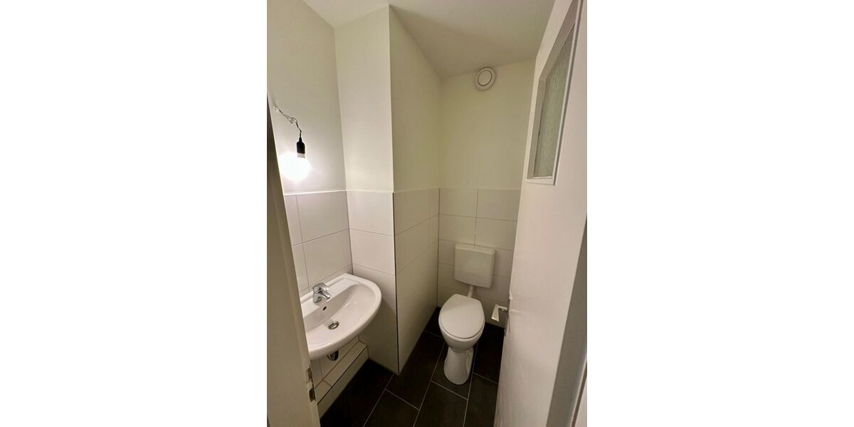 Provisionsfrei* 5-Zimmer-Wohnung in Wasserlage am Alsterlauf - Balkon, TG, 124 m², Alsterdorf - Etagenwohnung Hamburg Alsterdorf | Angebot:26935211