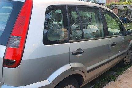 Ford Fusion 175.000 km 800 &euro; gorgast 15328
