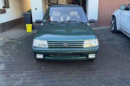 Peugeot 205 136.000 km 7.900 &euro; Wetter 35083