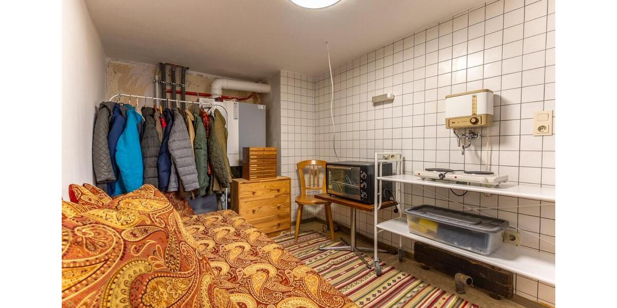 Reihenhaus Eberbach - 7 Zimmer, 165 m&sup2;, 280.000&euro; | Angebot:26701160