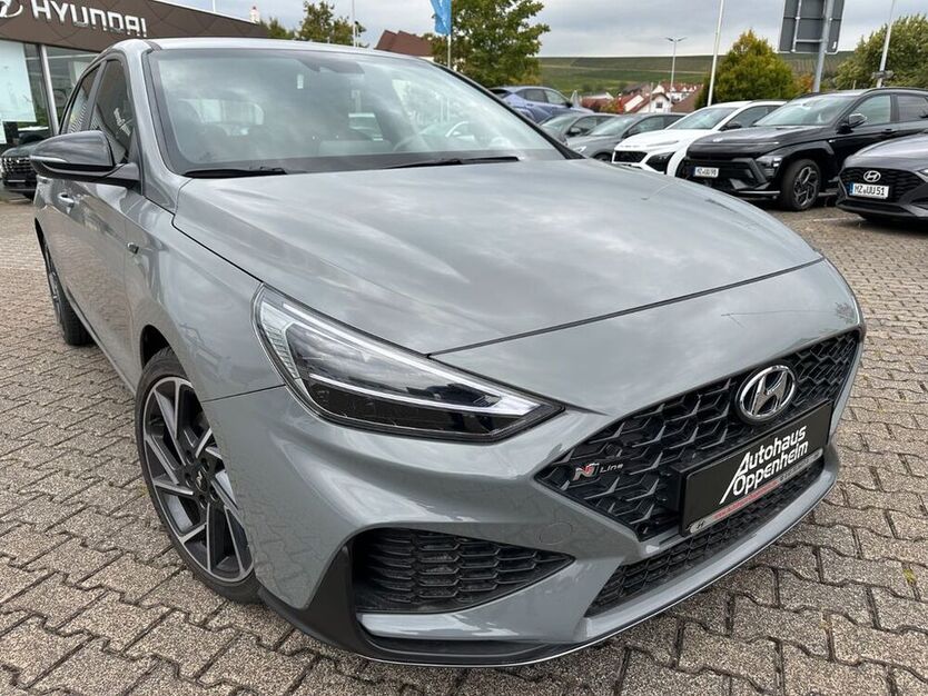 i30