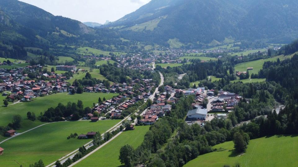 Mehrfamilienhaus, Wohnhaus Bad Hindelang - 10 Zimmer, 270 m&sup2;, 685.000&euro; | Angebot:27130734