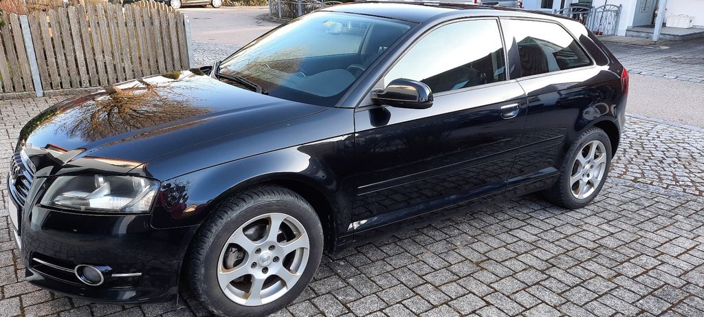 Audi A3 214.000 km 3.990 &euro; Thierhaupten 86672