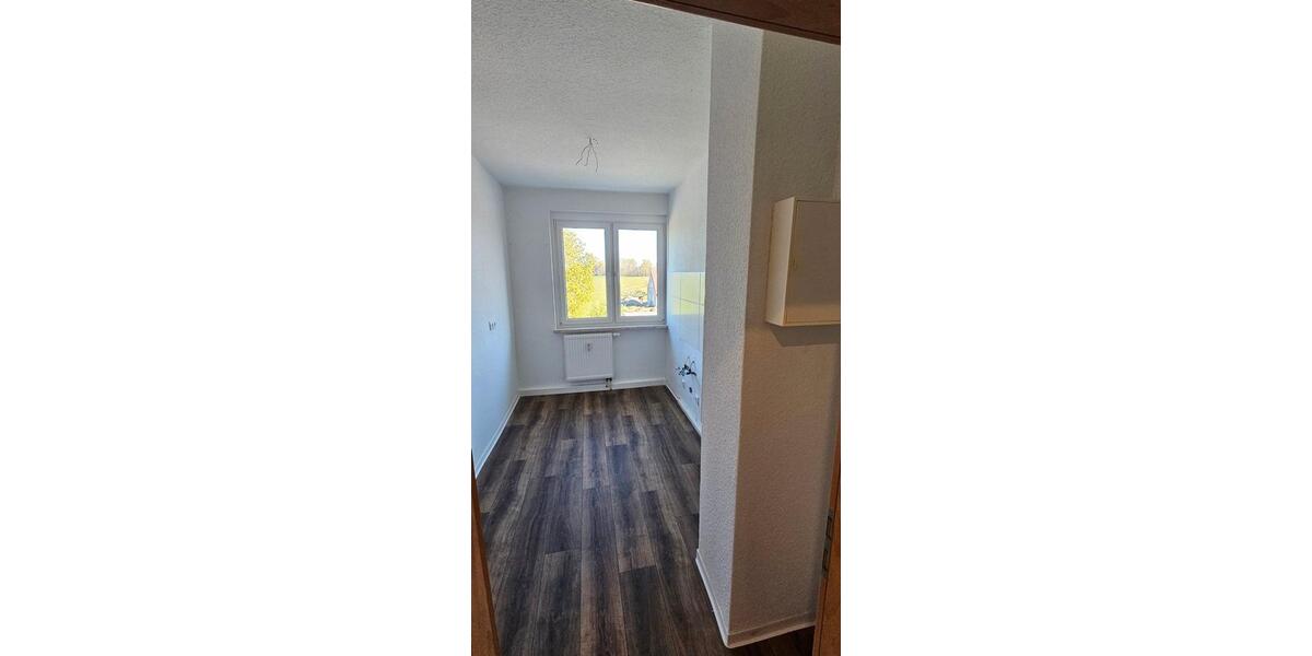 Etagenwohnung Löbau - 2 Zimmer, 48 m&sup2;, 271&euro; | Angebot:26367405