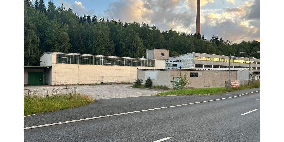 Gewerbeimmobilie mit Entwicklungspotenzial - ca. 6.000?m² Nutzfläche provisionsfrei im Share Deal zimmer