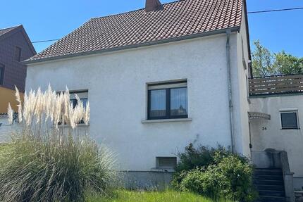 Haus Wadgassen - 7 Zimmer, 141 m&sup2;, 220.000&euro; | Angebot:26951364