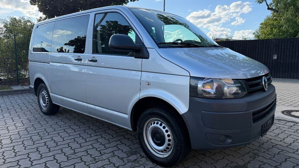 VW T5 Transporter 350.000 km 9.990 € Hallstadt 96103