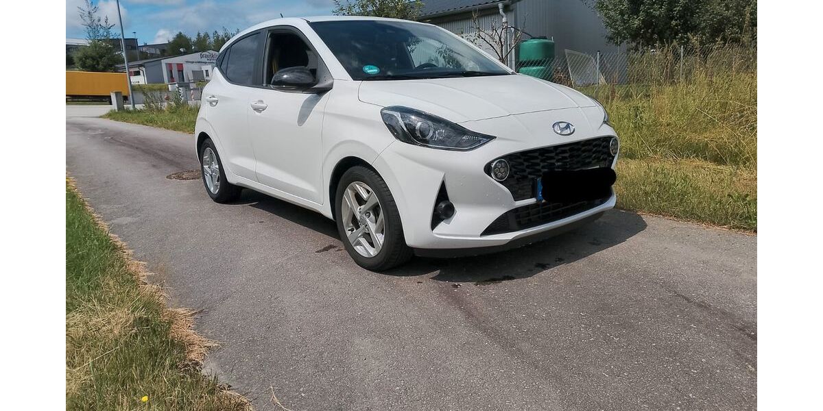 Hyundai i10 52.500 km 12.499 &euro; tiefenbach 94113