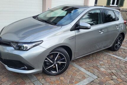 Toyota Auris 56.000 km 14.499 &euro; Augsburg 86163