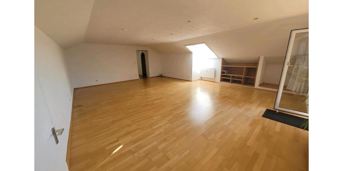 Dachgeschoßwohnung Immenstadt im Allgäu - 5 Zimmer, 102 m&sup2;, 370.000&euro; | Angebot:26326287