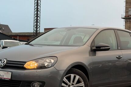 VW Golf 135.571 km 6.999 &euro; Breitenbach 37327