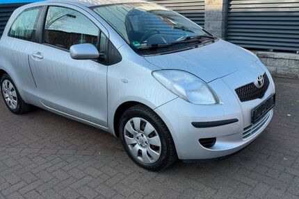 Toyota Yaris 211.000 km 2.550 &euro; Bad Doberan 18209