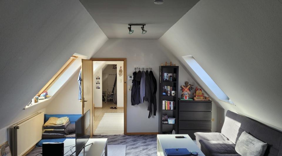 Dachgeschoßwohnung Iserlohn Sümmern - 2 Zimmer, 32 m&sup2;, 390&euro; | Angebot:24839110