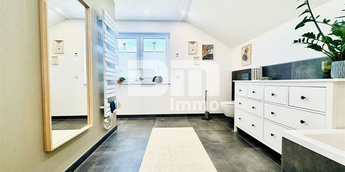 Exklusiver Neubautraum mit Premium-Ausstattung, großer Terrasse und Doppelgarage - Einfamilienhaus Bad Arolsen | Angebot:27023643