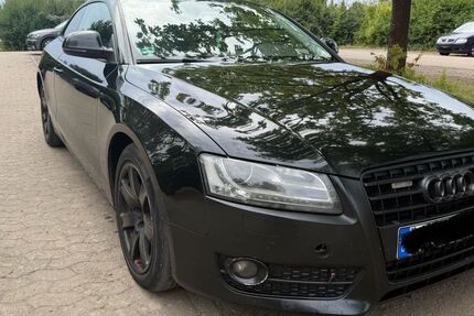 Audi A5 402.000 km 3.600 &euro; Halle 06112