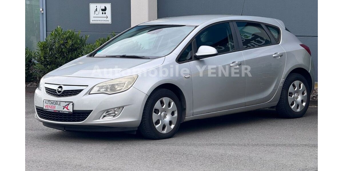 Opel Astra 131.000 km 4.999 &euro; Mülheim an der Ruhr 45475