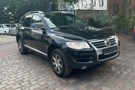 VW Touareg 270.055 km 3.300 € HAMBURG 22113