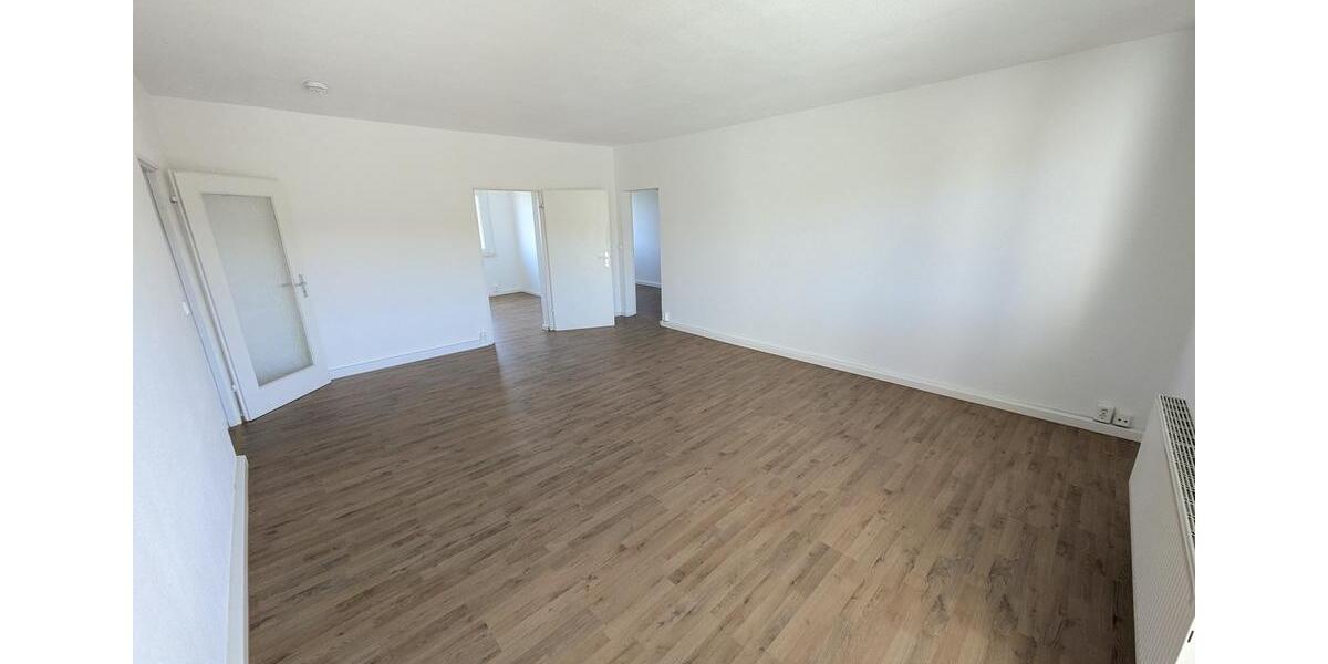 Etagenwohnung Eibenstock - 4 Zimmer, 80 m&sup2;, 419&euro; | Angebot:26404410